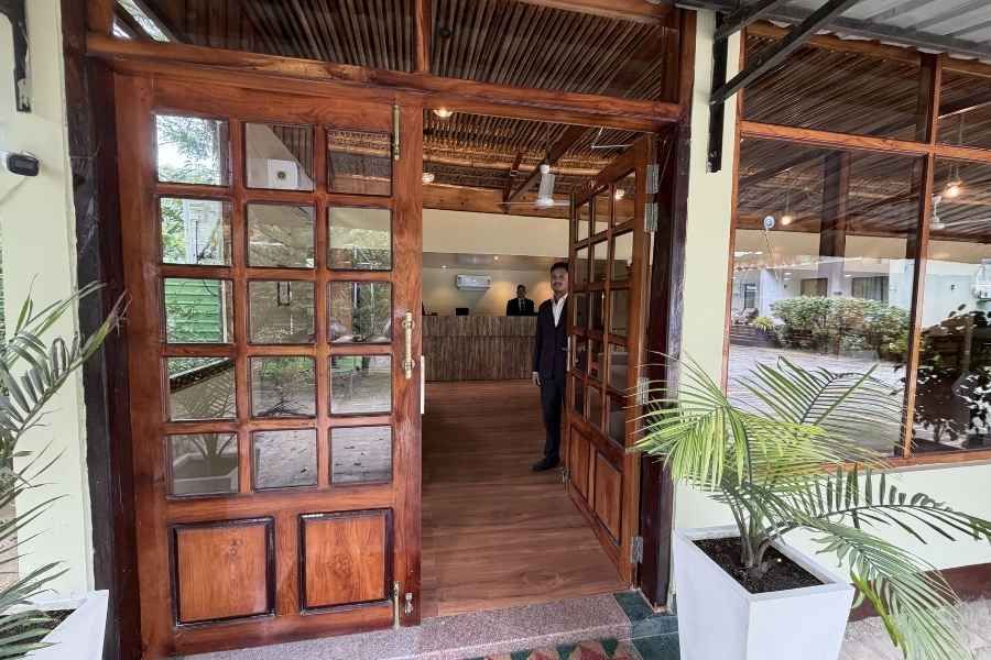 Entrance door at Jungleciti House