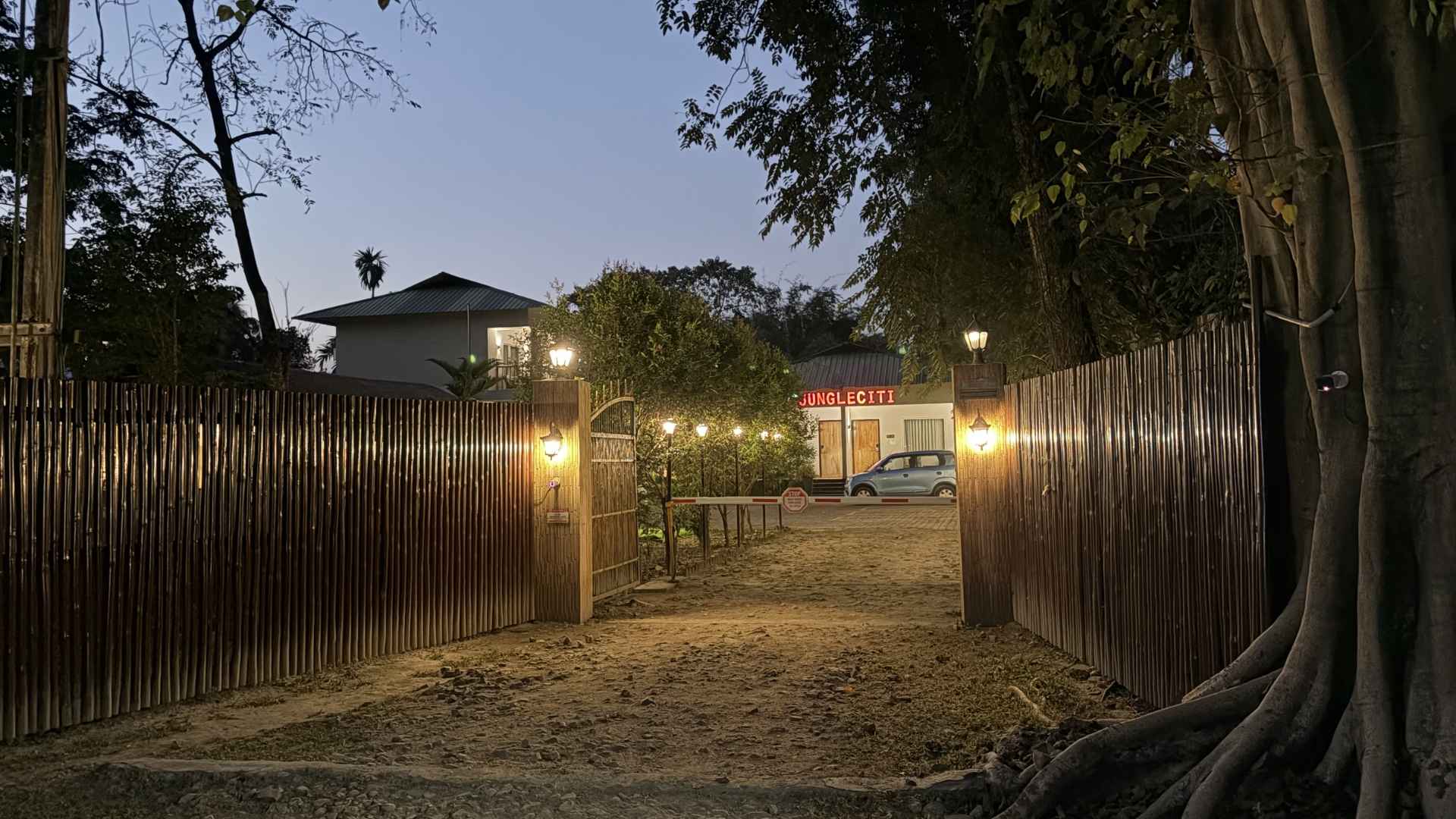 Jungleciti House Kaziranga hero image 1